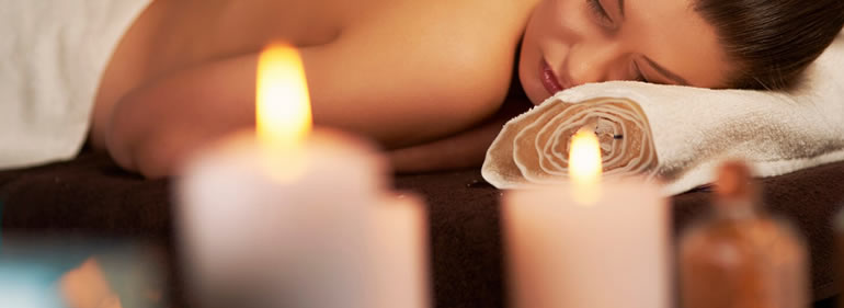 Masaje con Velas en Casa Bonné Spa